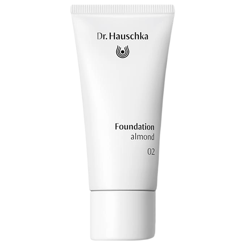Dr. Hauschka Foundation 02 Almond 30 ml.