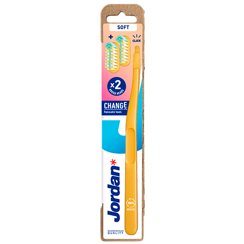 Se Jordan Soft Toothbrush 2 Heads + 1 Handle - Assorteret Farver (1 sæt) hos Well.dk
